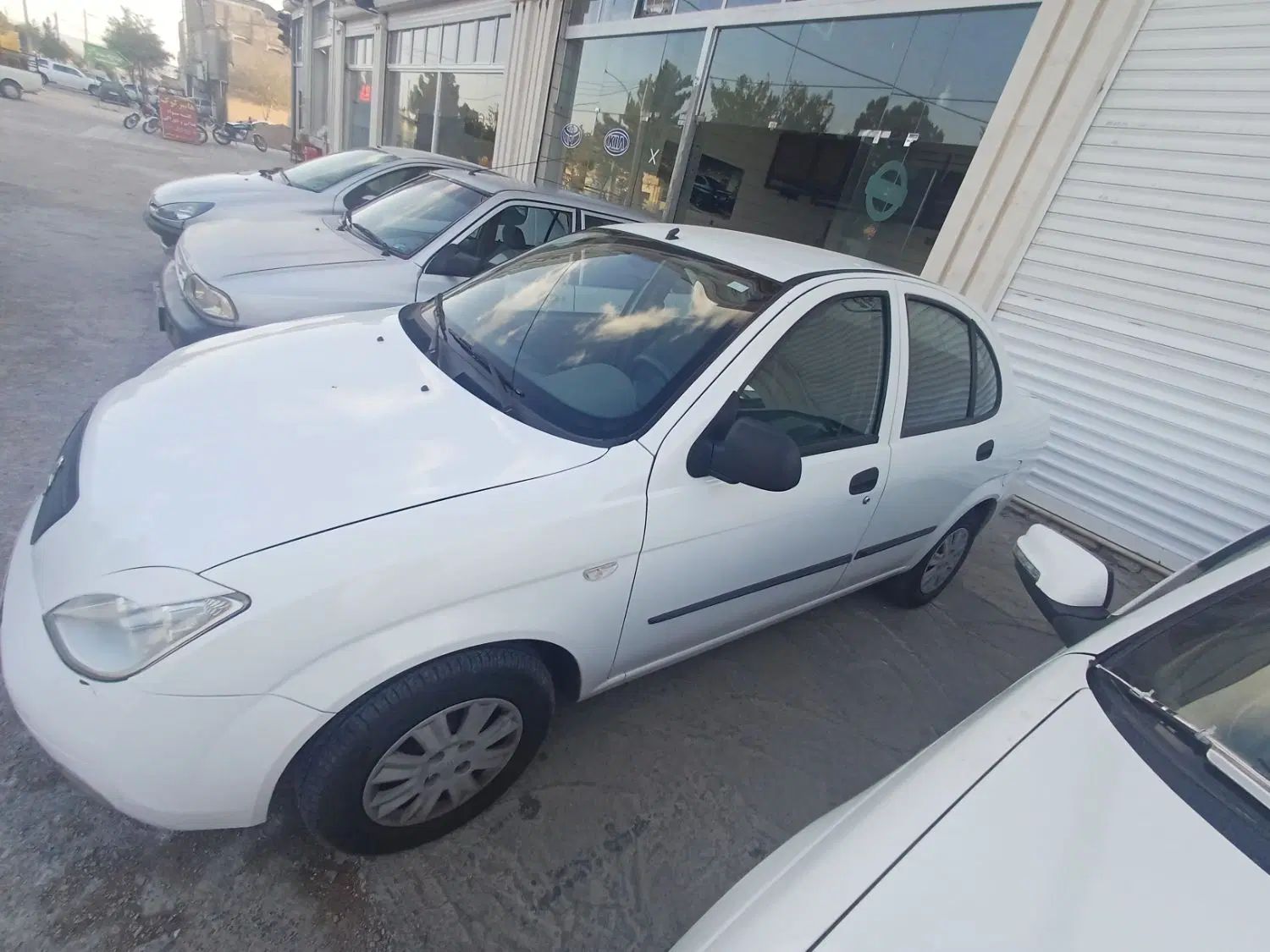 تیبا صندوق دار SX - 1399