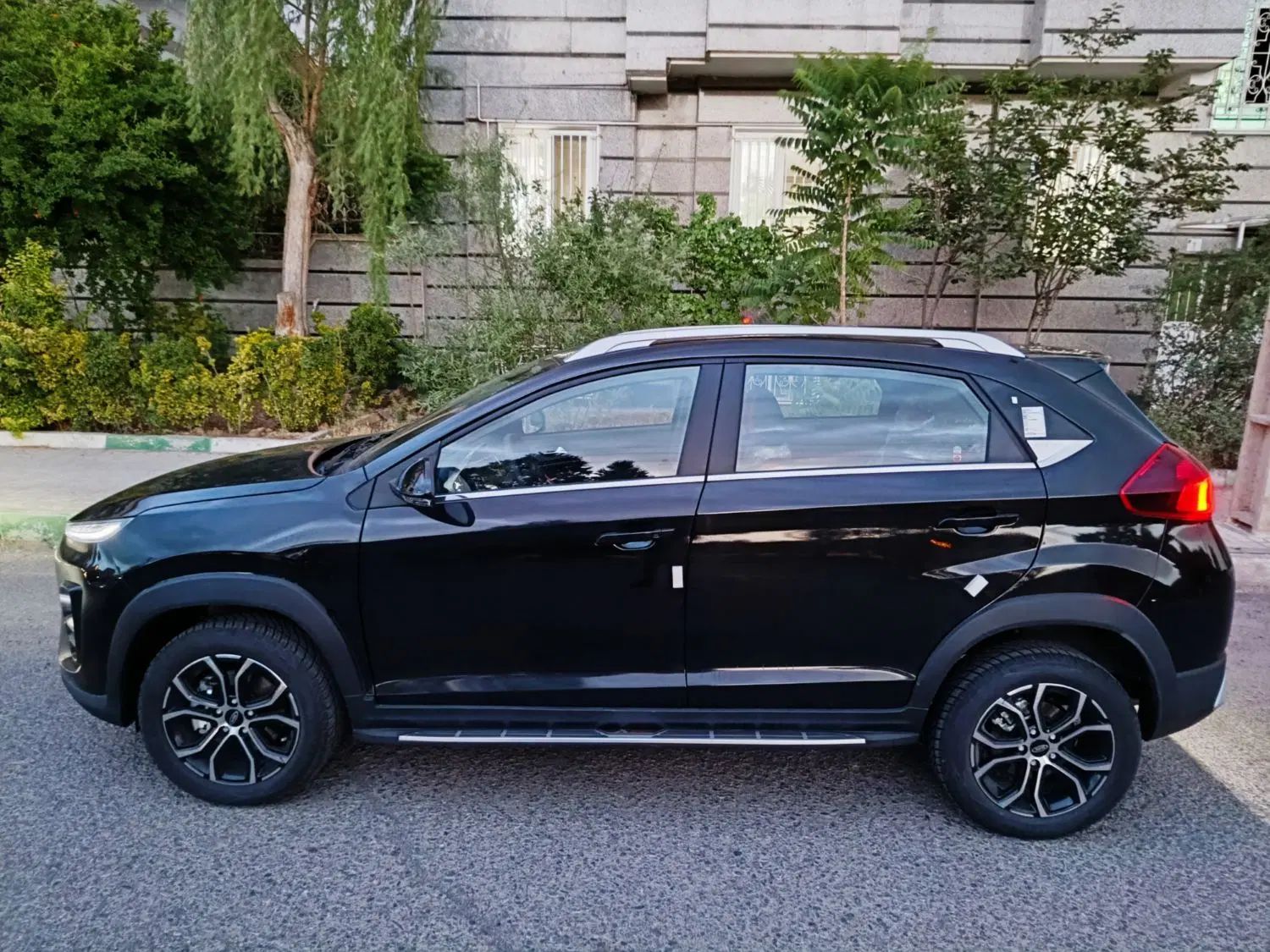 ام وی ام X22 پرو اتوماتیک IE - 1402