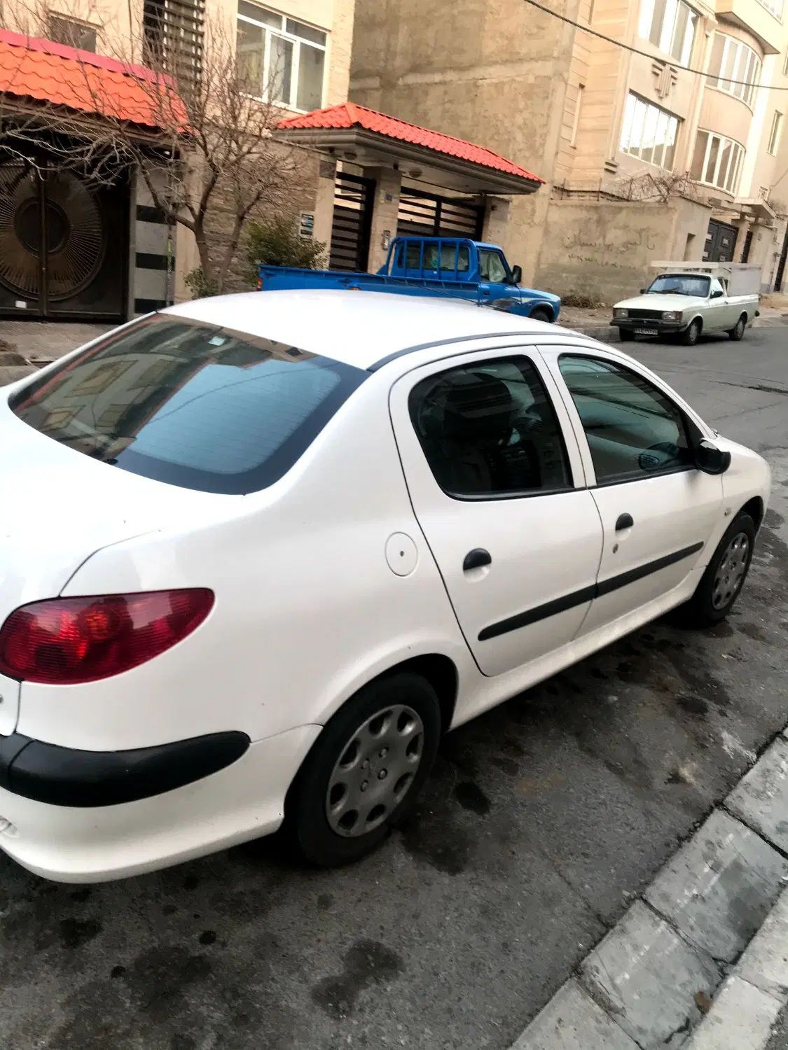 پژو ۲۰۶ صندوق دار v8 - 1397