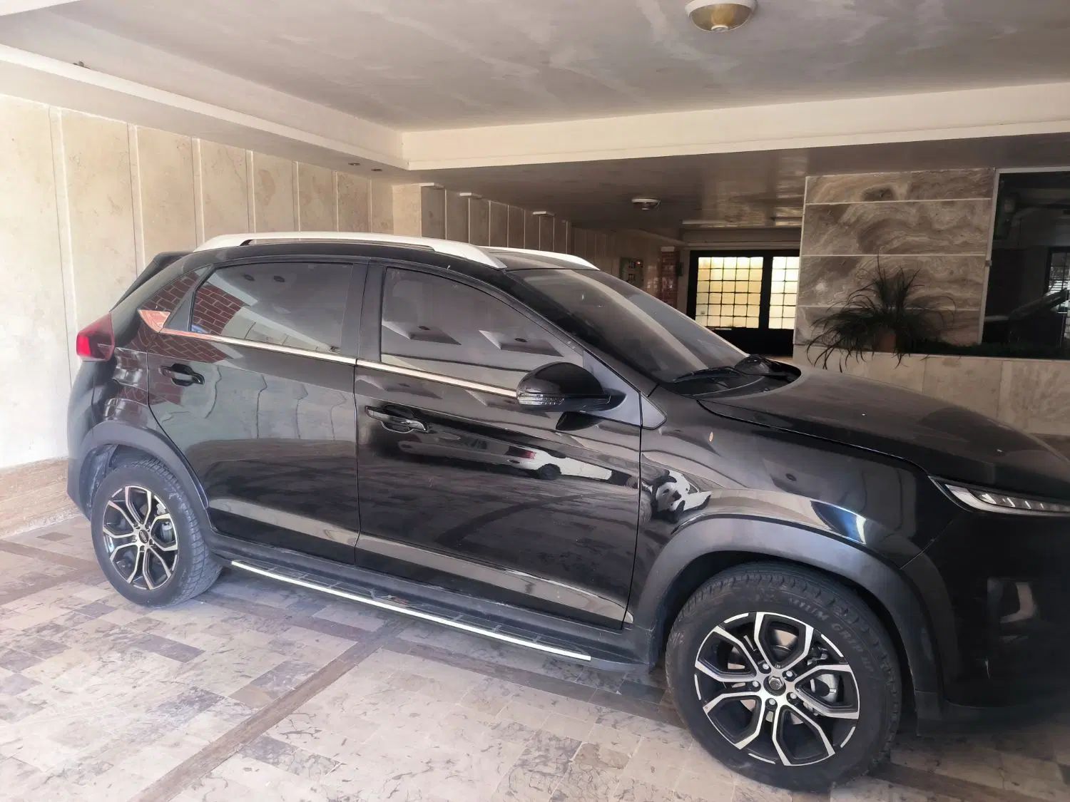 ام وی ام X22 اتوماتیک اسپرت اکسلنت - 1400