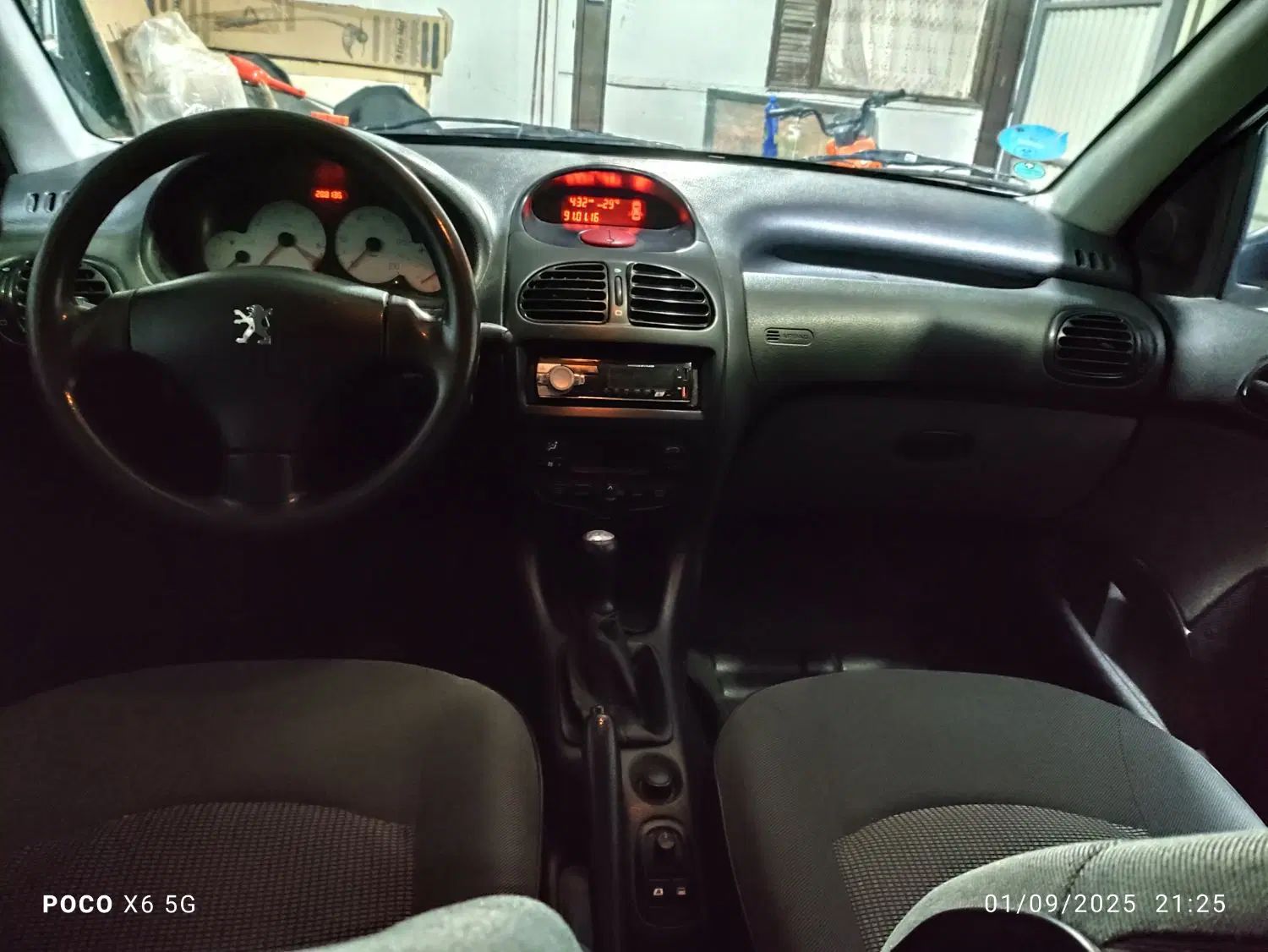 پژو ۲۰۶ صندوق دار v8 - 1392