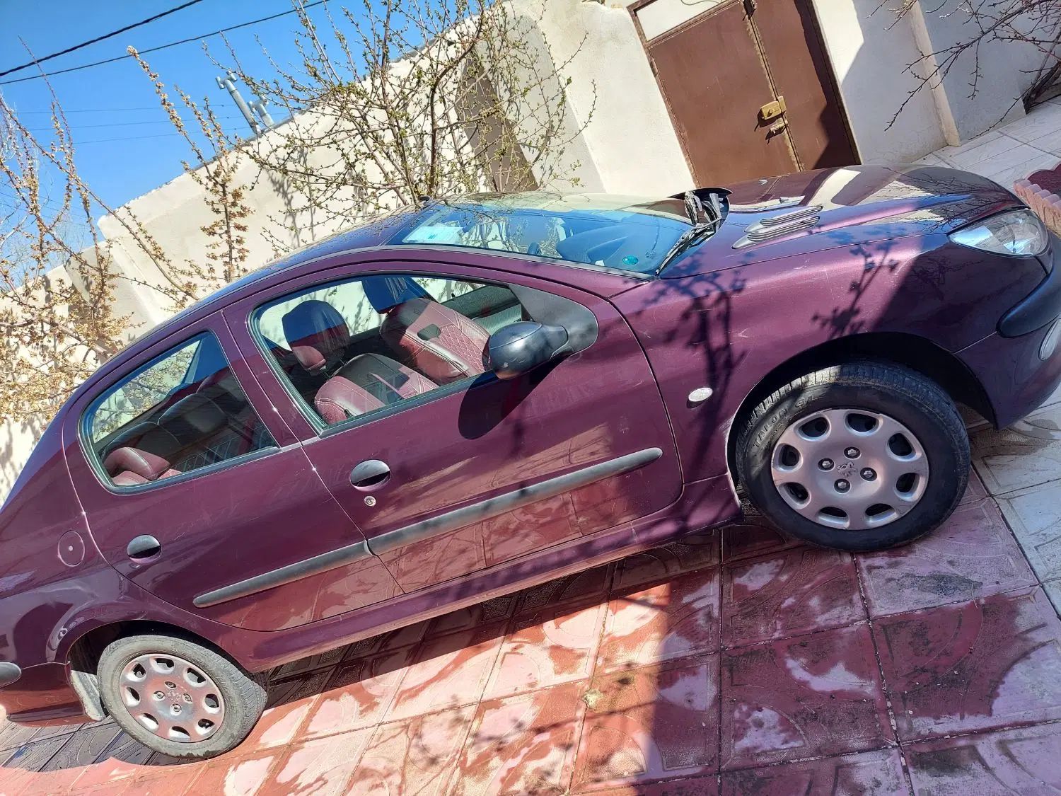 پژو ۲۰۶ صندوق دار v8 - 1394