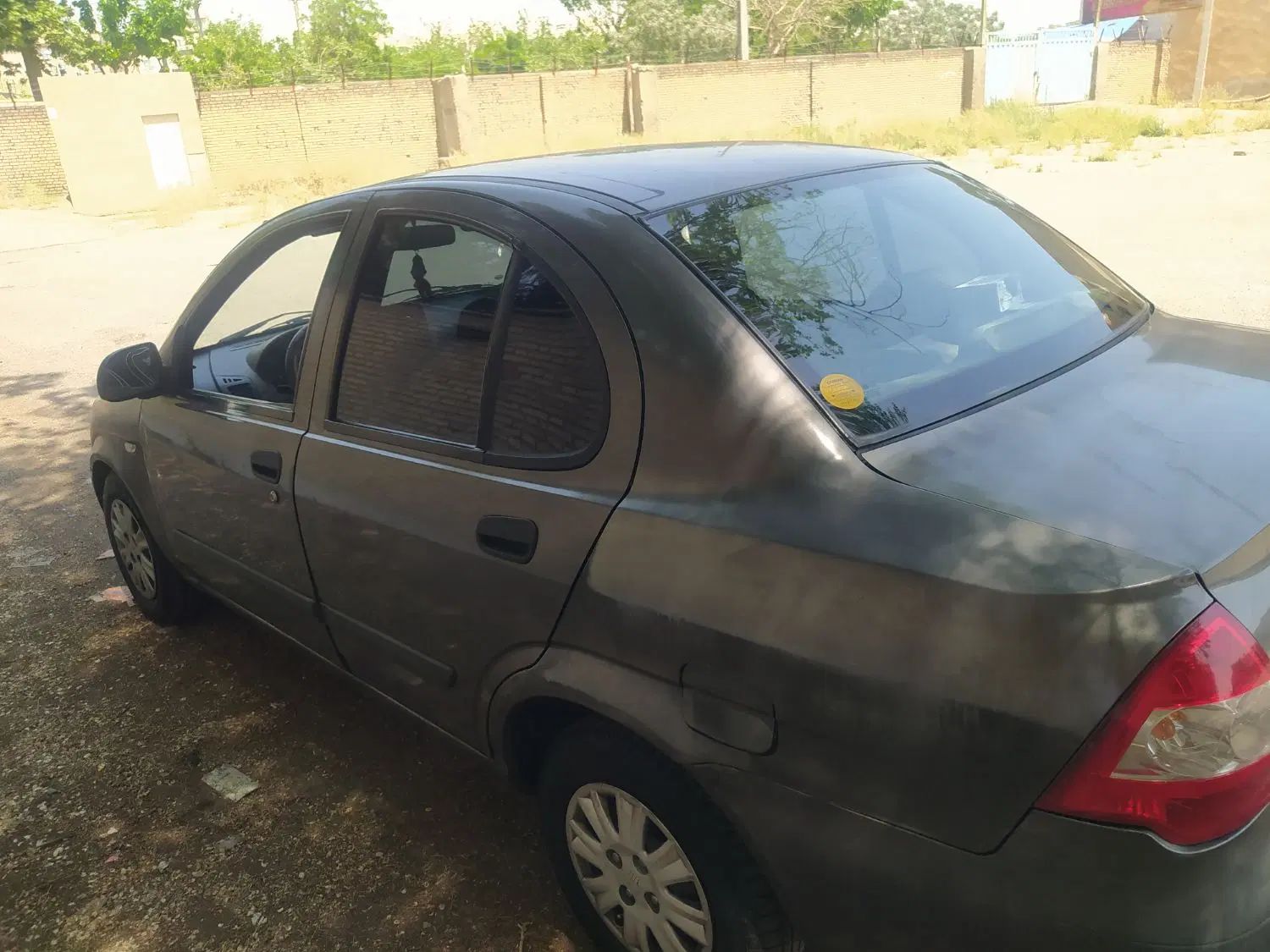تیبا صندوق دار LX - 1390