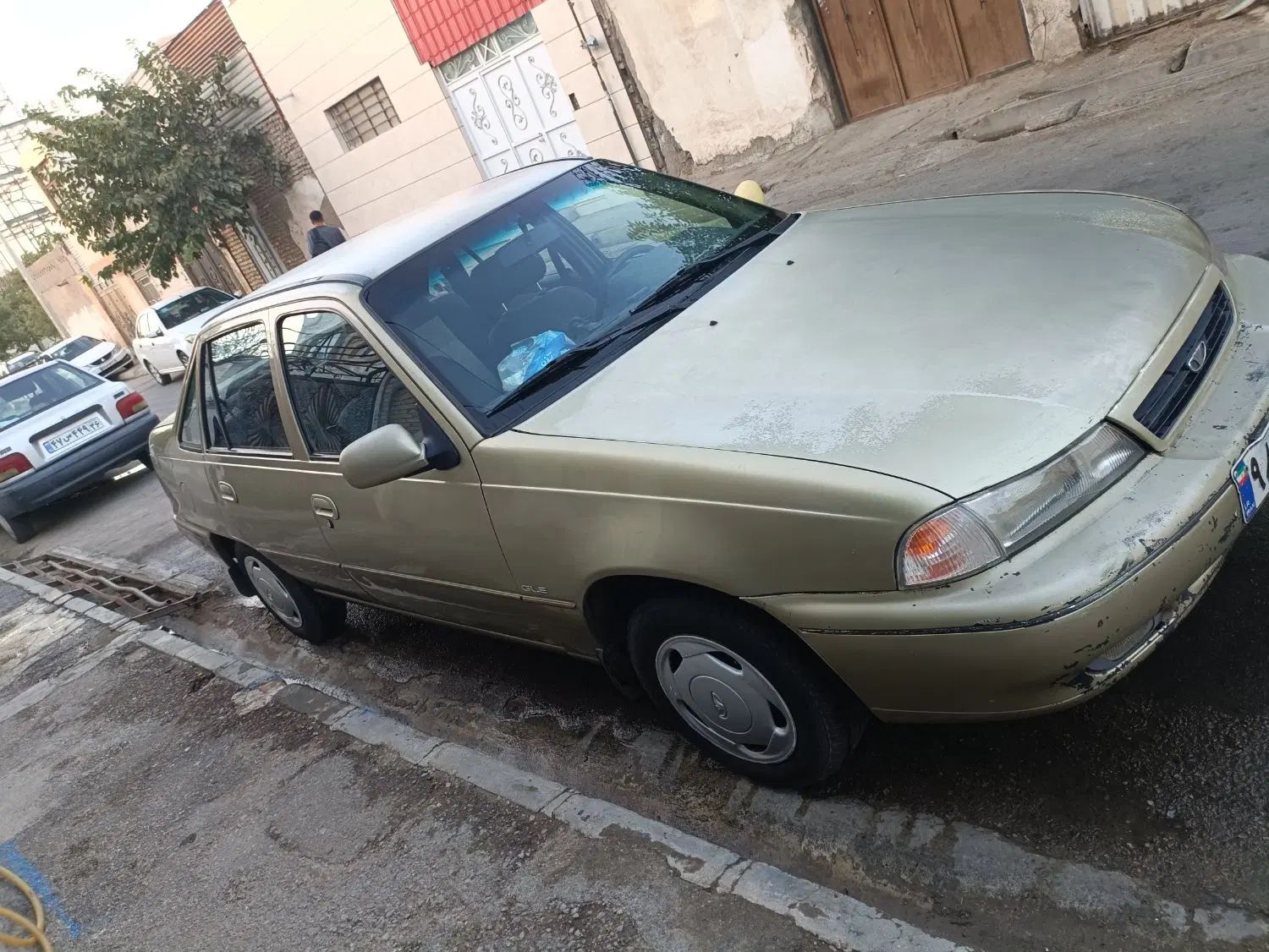 دوو سیلو سدان - 1380
