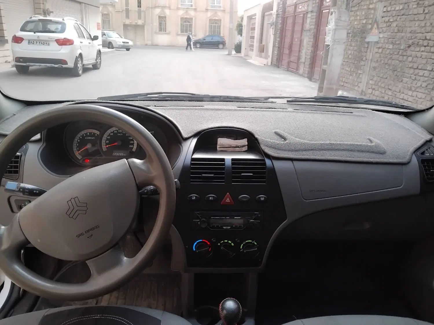 تیبا صندوق دار SX - 1393