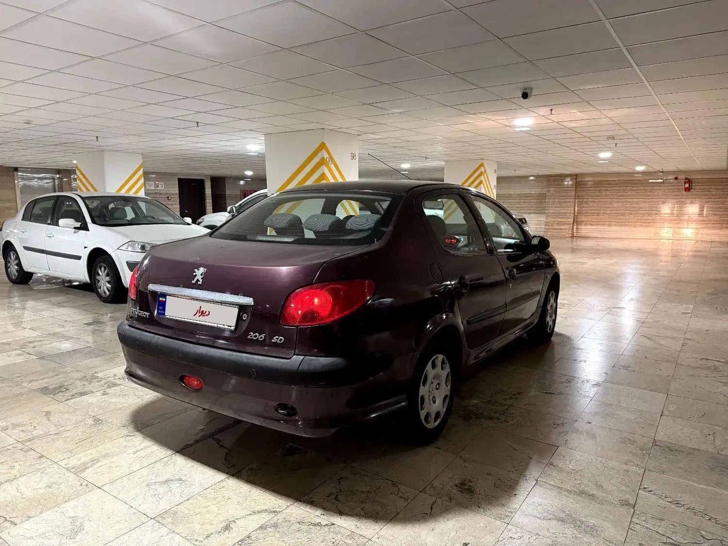 پژو ۲۰۶ صندوق دار v8 - 1393
