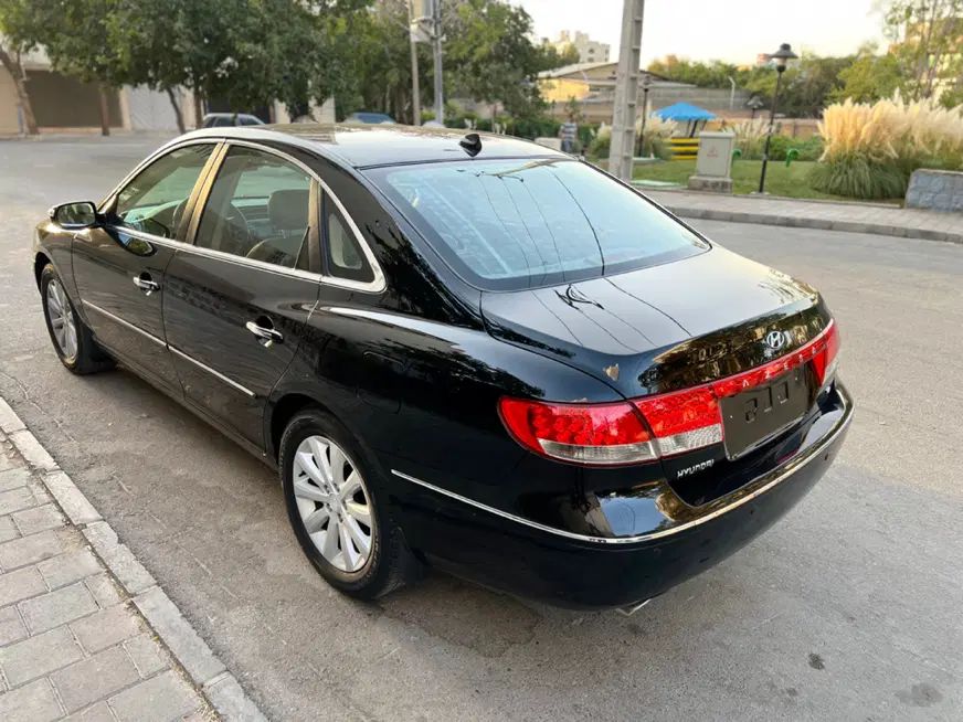 هیوندای آزرا (گرنجور) 3300cc - 2010