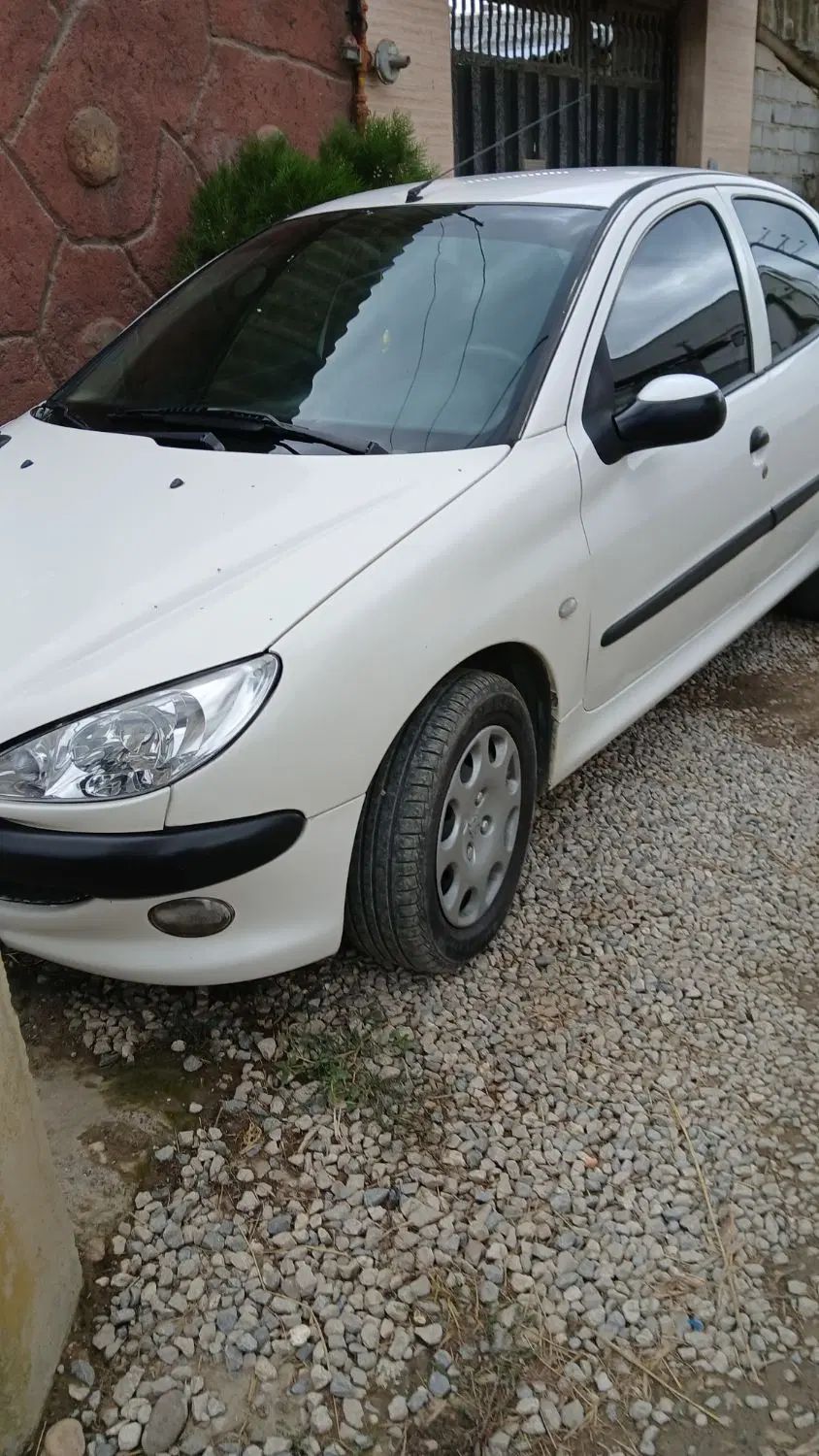 پژو ۲۰۶ صندوق دار v8 - 1386