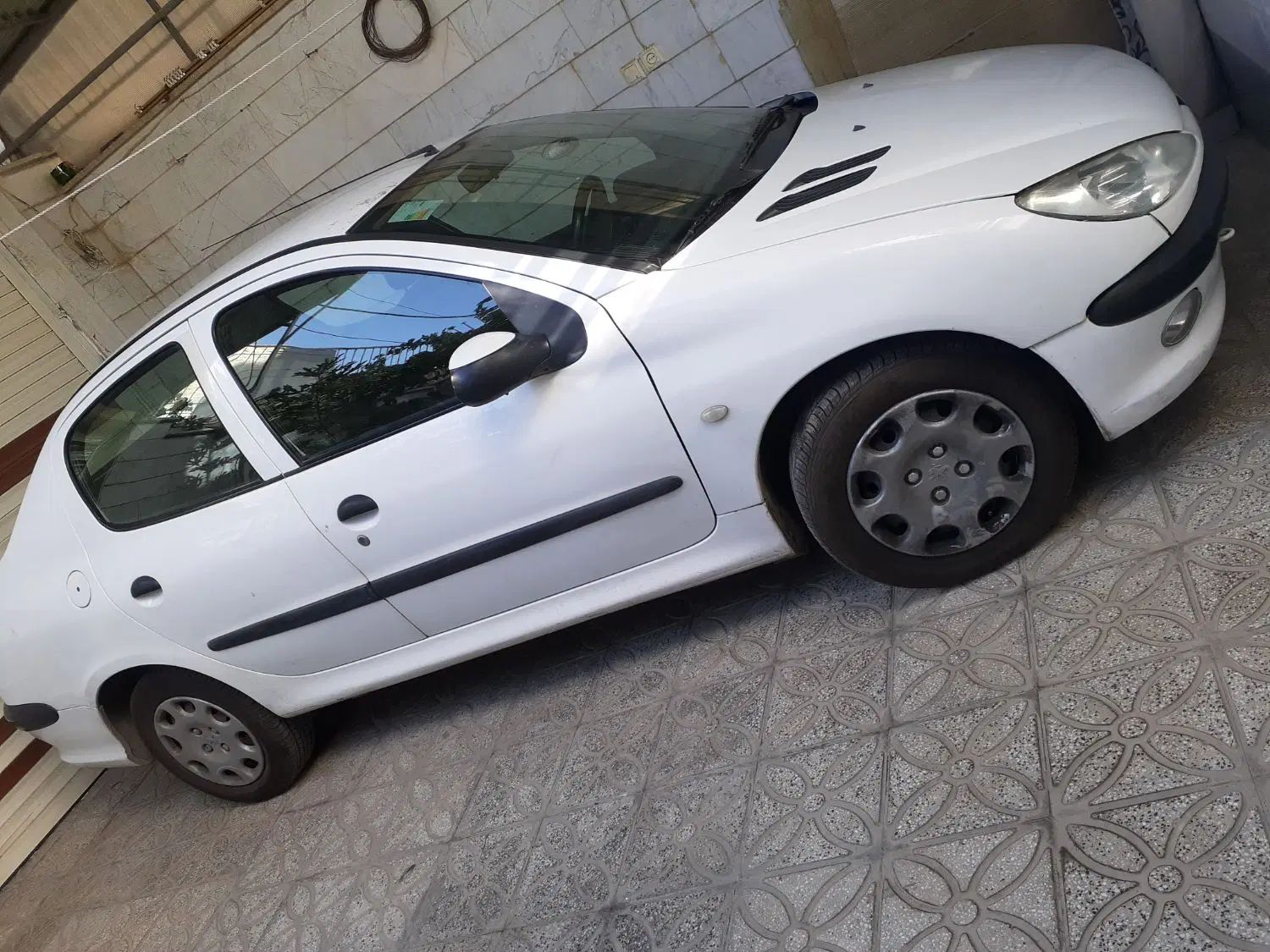 پژو ۲۰۶ صندوق دار v8 - 1390