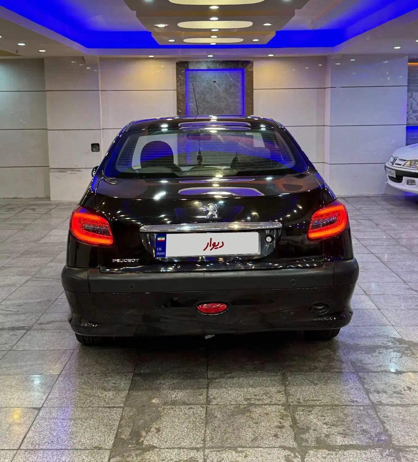 پژو ۲۰۶ صندوق دار v8 - 1395