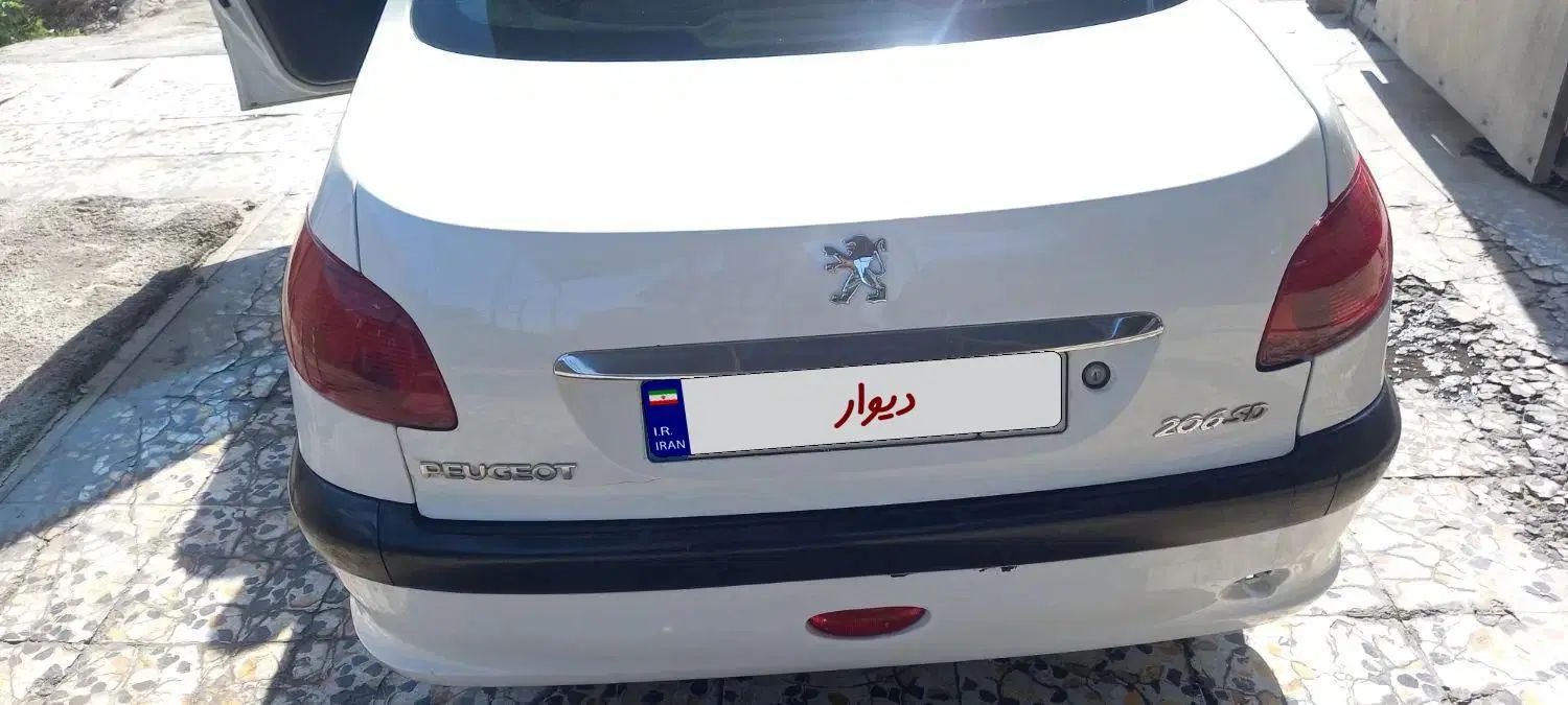 پژو ۲۰۶ صندوق دار v8 - 1389