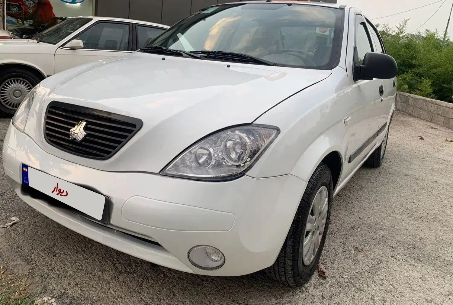 تیبا صندوق دار EX - 1395