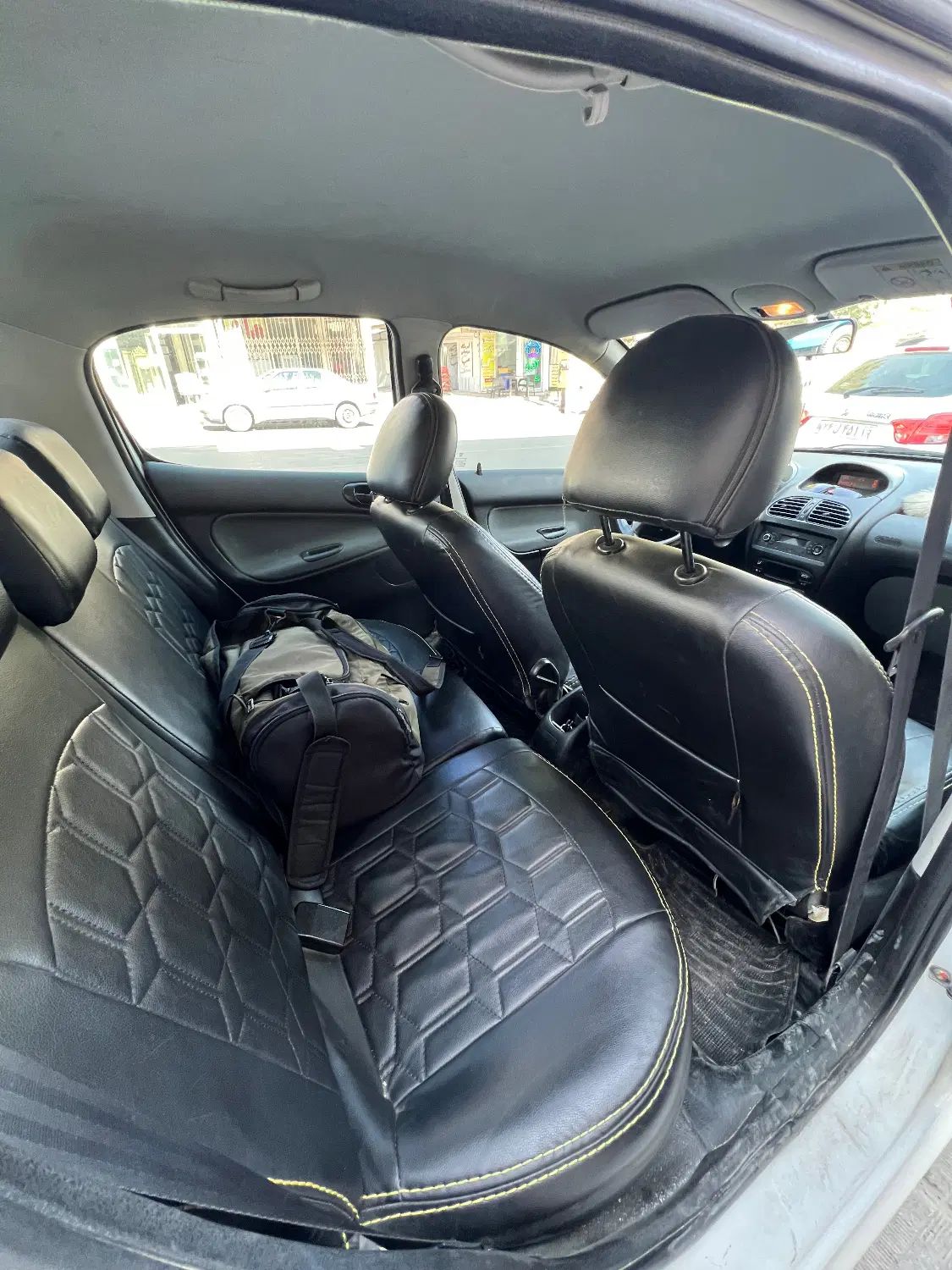 پژو ۲۰۶ صندوق دار v8 - 1399