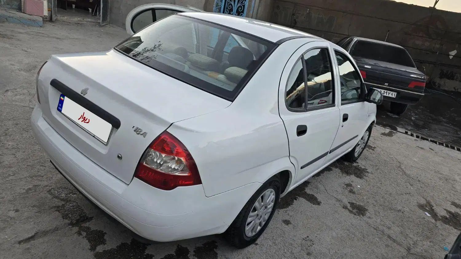 تیبا صندوق دار SX - 1400