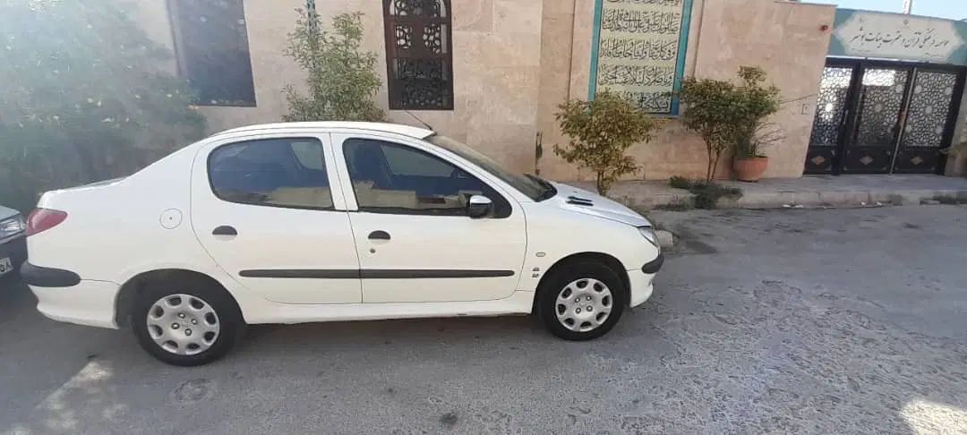 پژو ۲۰۶ صندوق دار v8 - 1389