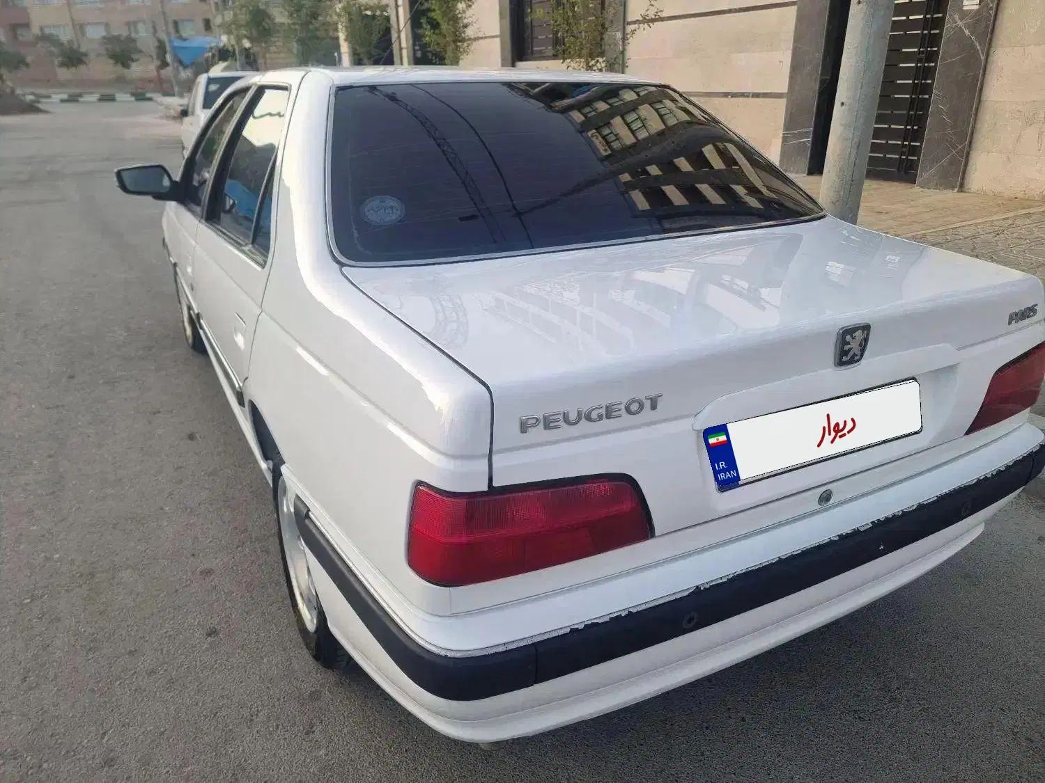 پژو پارس XU7P - 1401