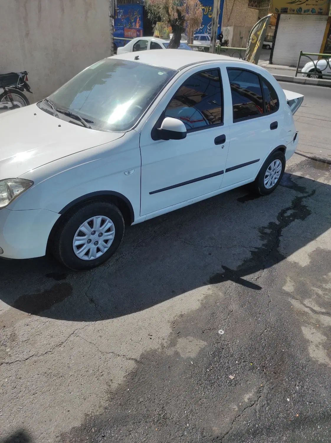تیبا صندوق دار SX - 1401