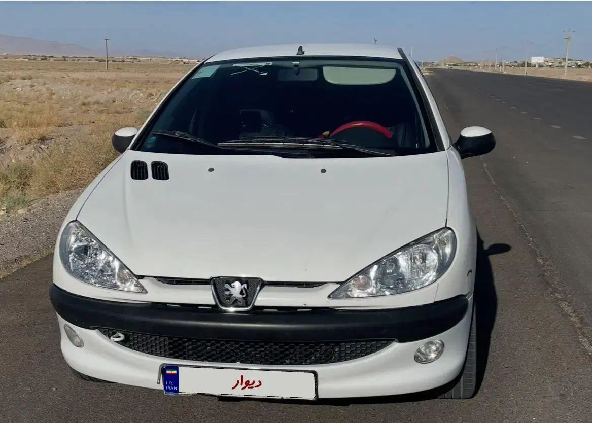 پژو ۲۰۶ صندوق دار v8 - 1396