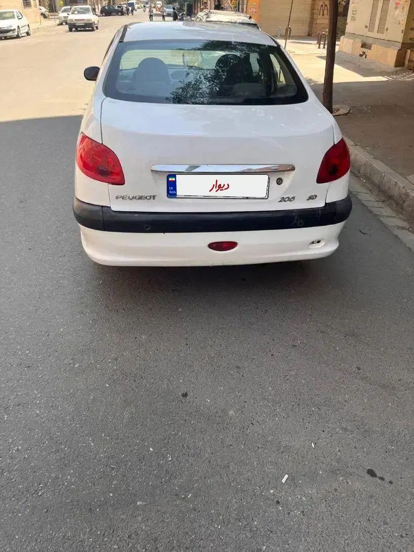 پژو ۲۰۶ صندوق دار v8 - 1396
