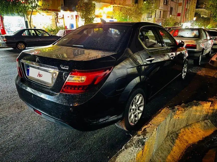 دنا پلاس توربو اتوماتیک - 1402