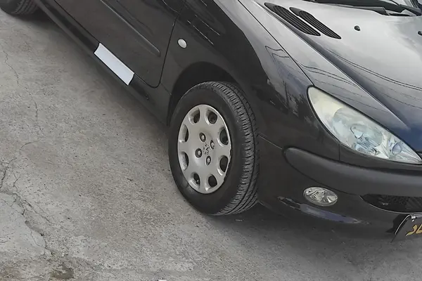 پژو ۲۰۶ صندوق دار v8 - 1398