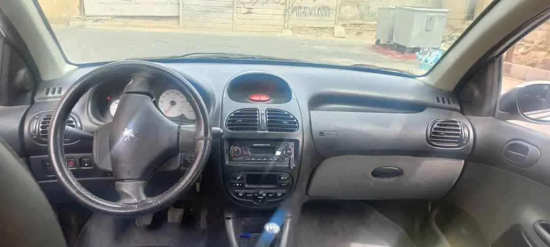 پژو ۲۰۶ صندوق دار v8 - 1399