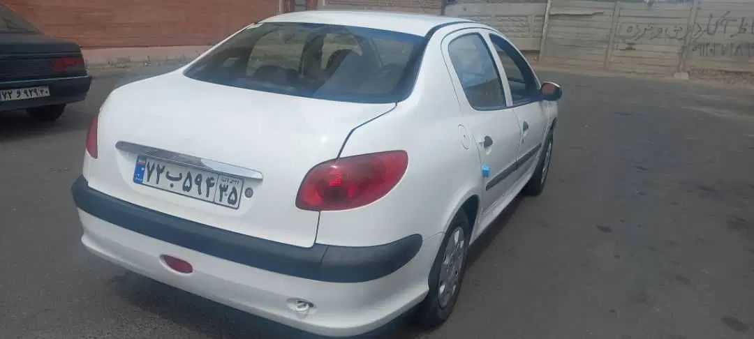 پژو ۲۰۶ صندوق دار v8 - 1399