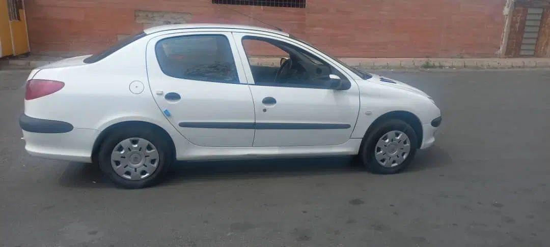 پژو ۲۰۶ صندوق دار v8 - 1399