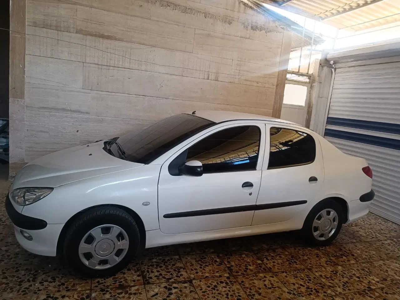 پژو ۲۰۶ صندوق دار v8 - 1395