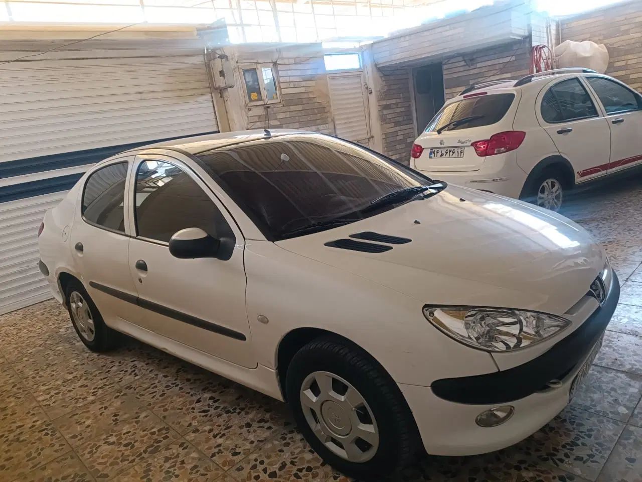 پژو ۲۰۶ صندوق دار v8 - 1395