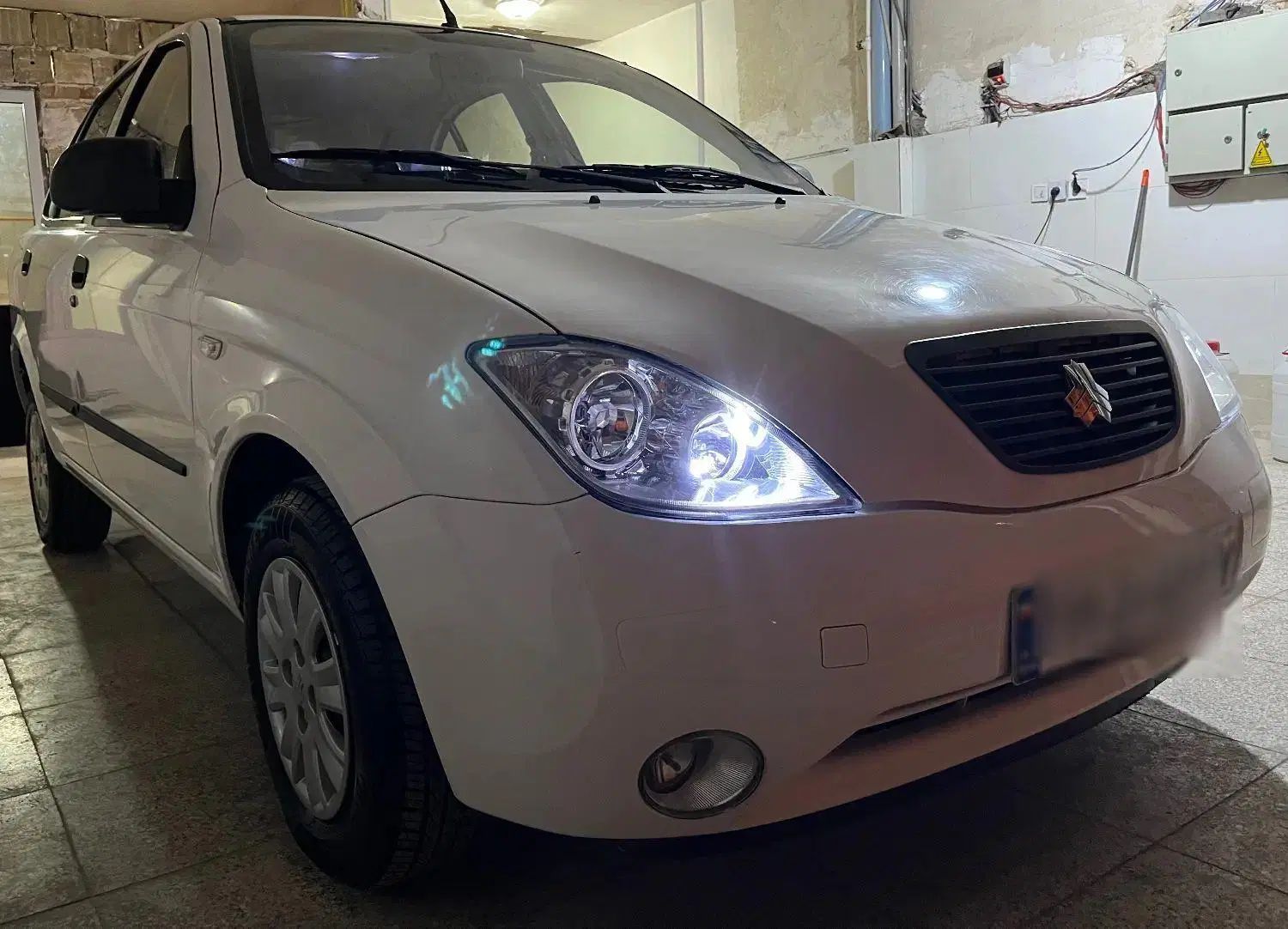 تیبا صندوق دار SX - 1398