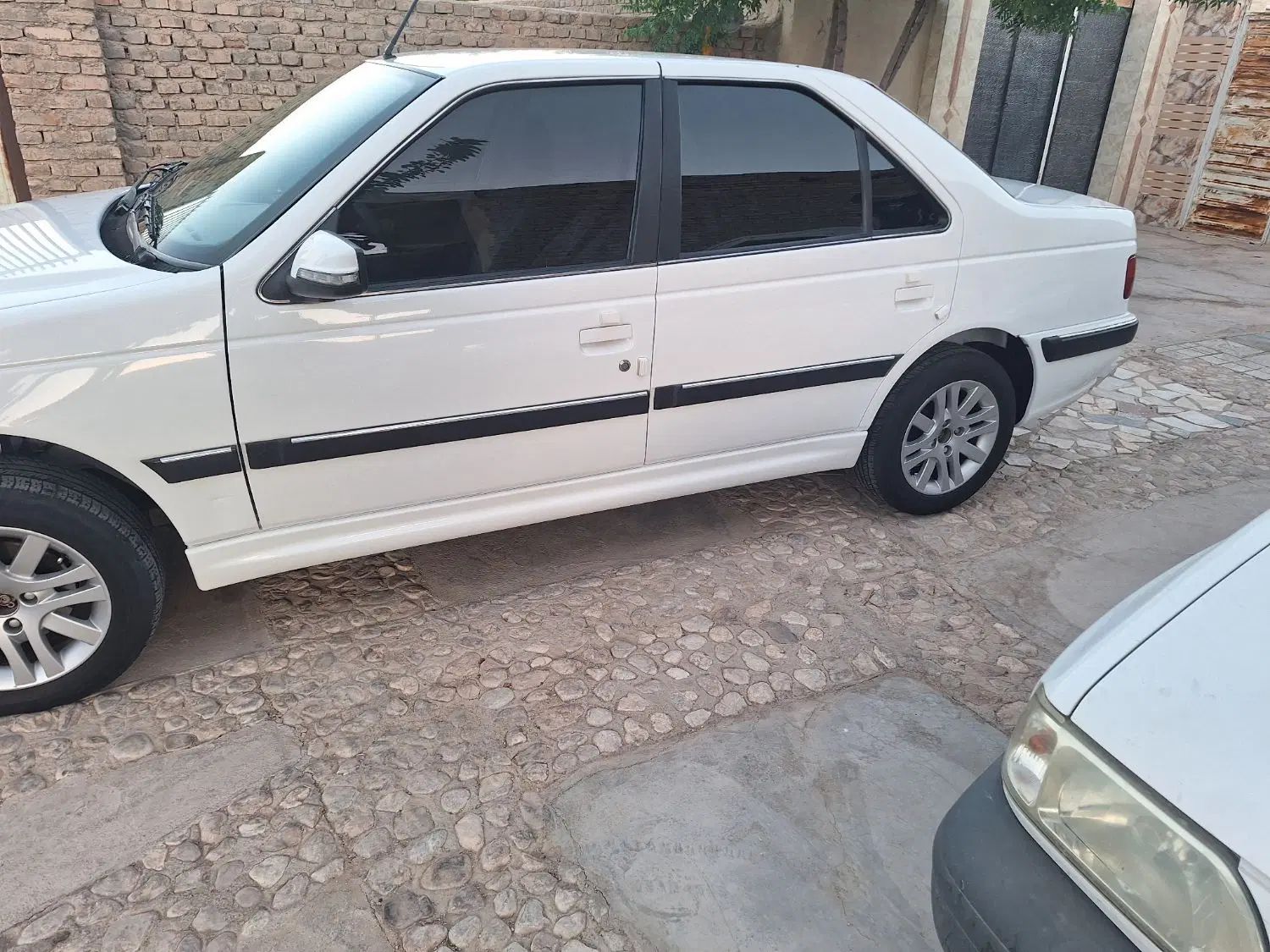 پژو پارس سال - 1401