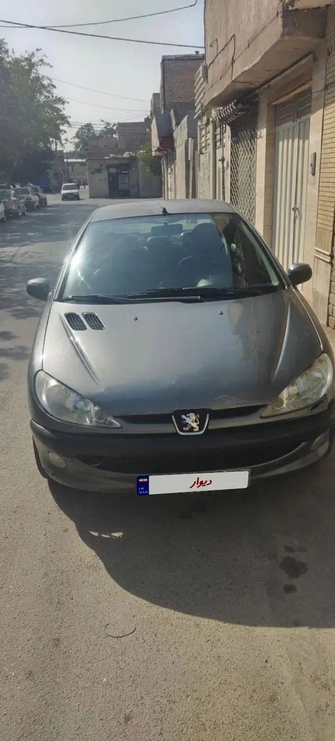 پژو ۲۰۶ صندوق دار v8 - 1393
