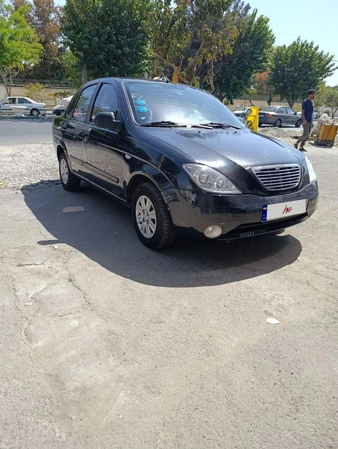 تیبا صندوق دار SX - 1390