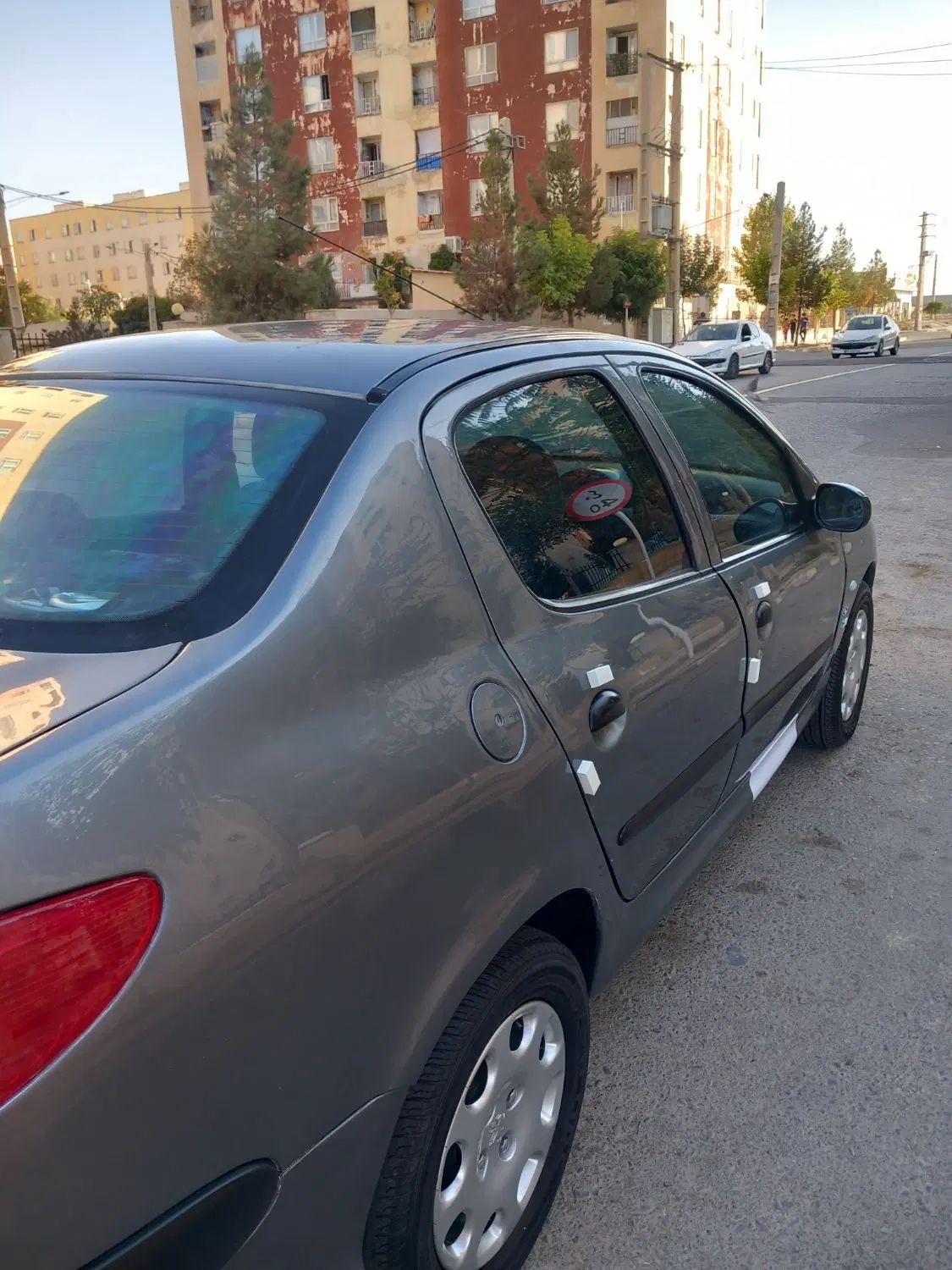 پژو ۲۰۶ صندوق دار v8 - 1389