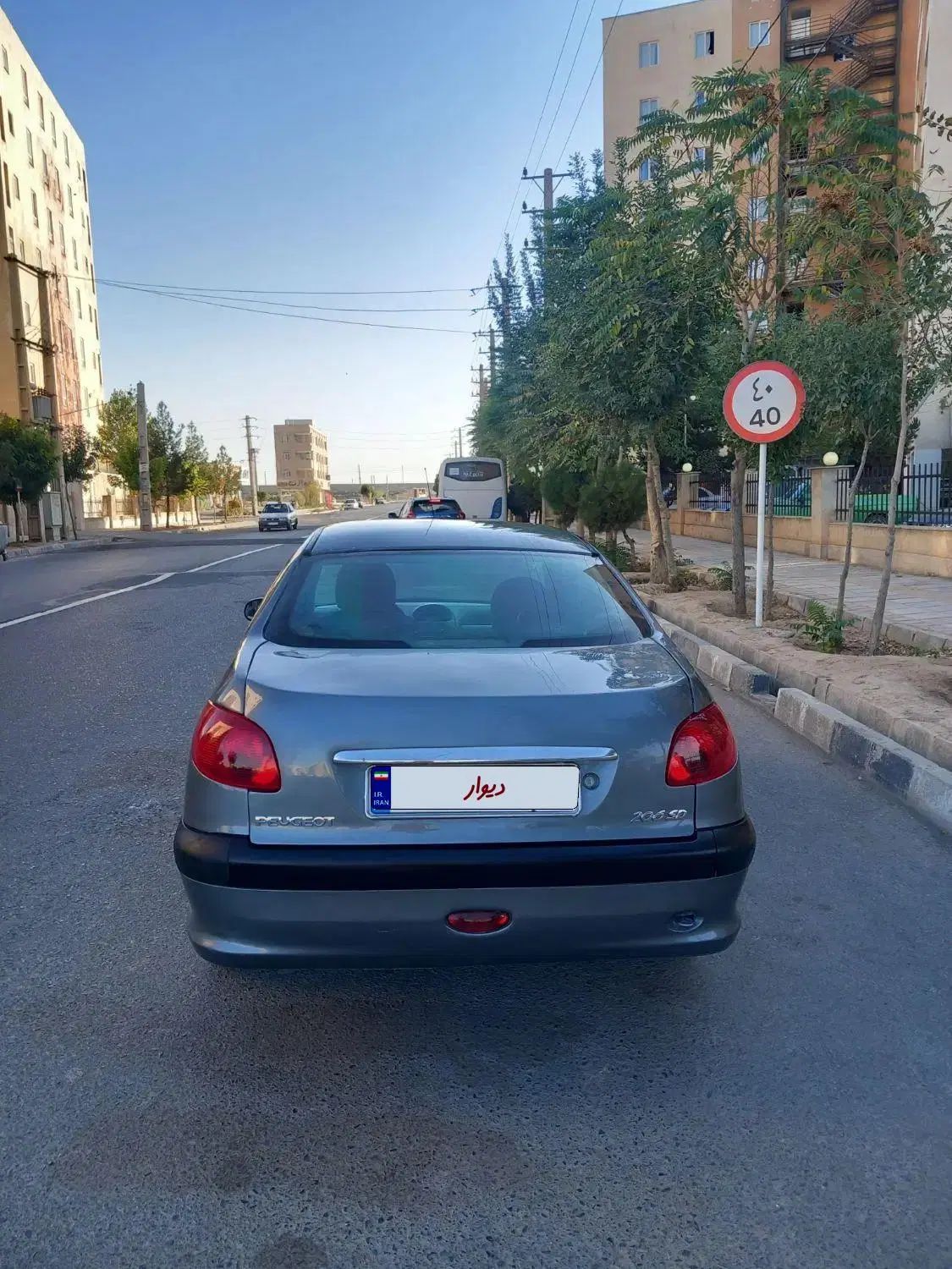 پژو ۲۰۶ صندوق دار v8 - 1389