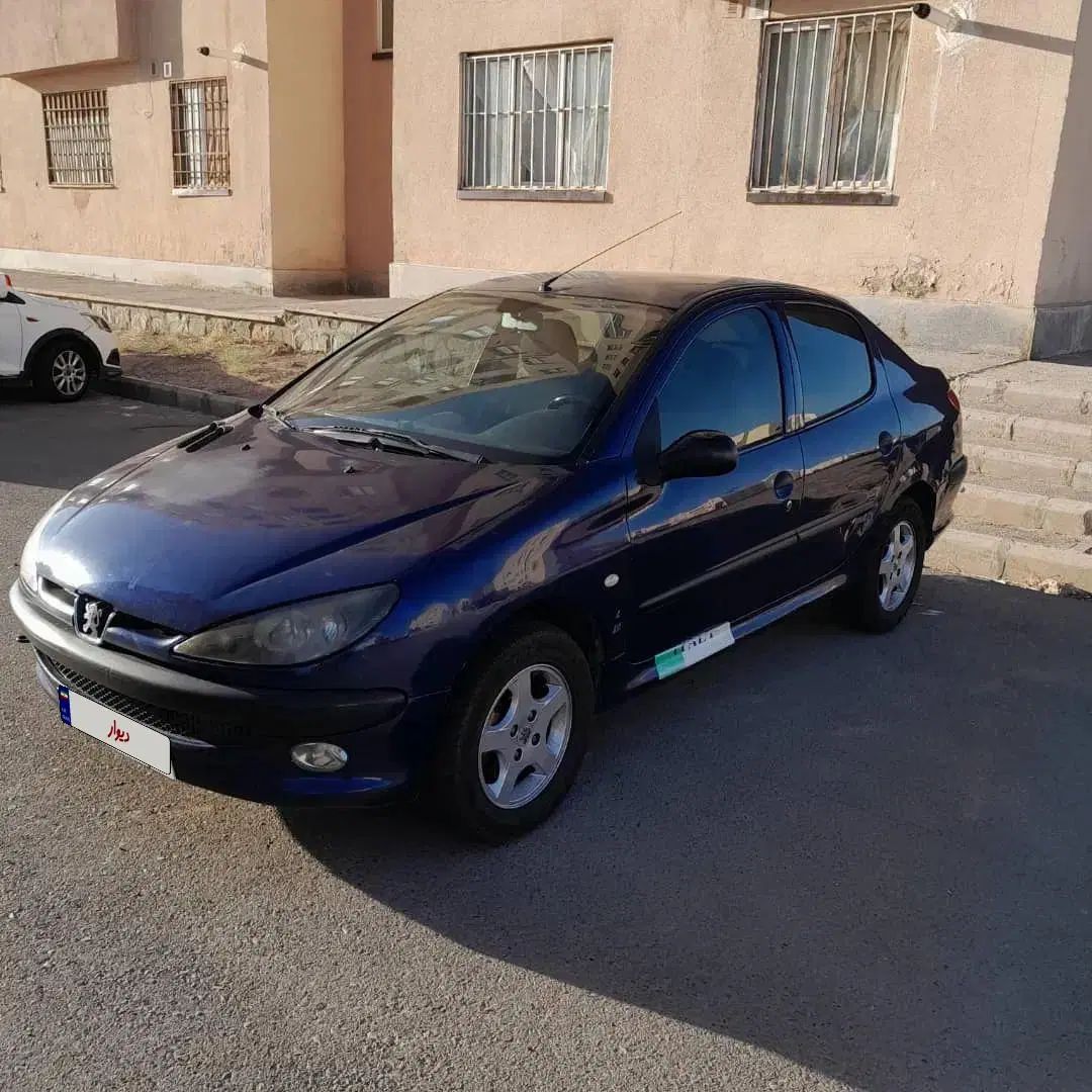 پژو ۲۰۶ صندوق دار v8 - 1391
