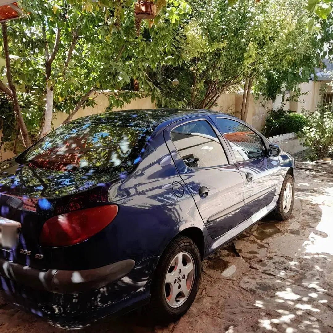 خودرو پژو، ۲۰۶ صندوق دار آگهی ann_20518110
