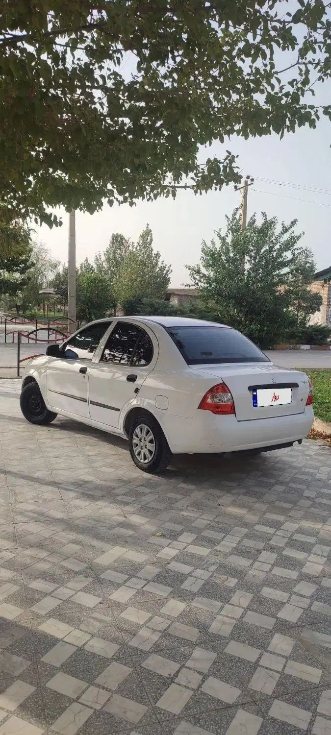 تیبا صندوق دار SX - 1401