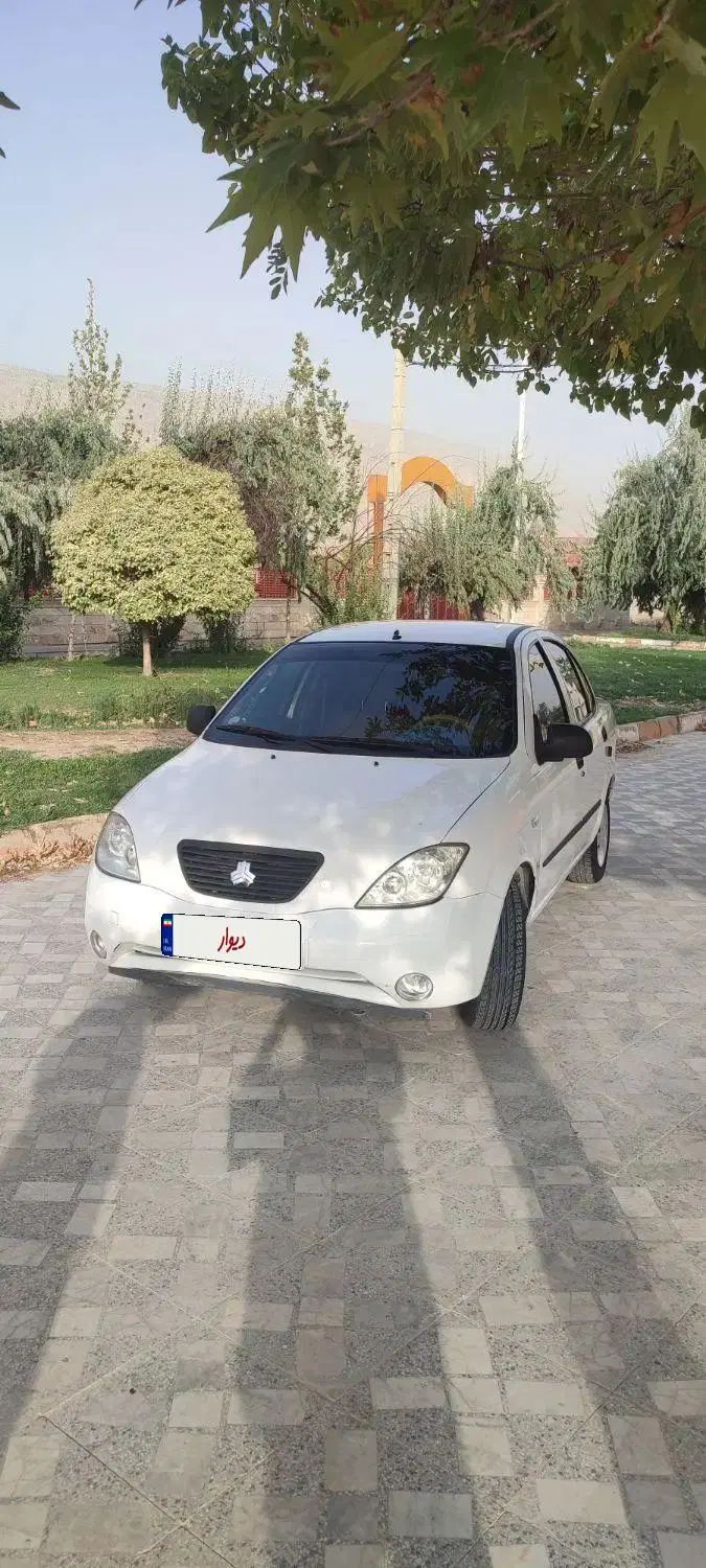 تیبا صندوق دار SX - 1401