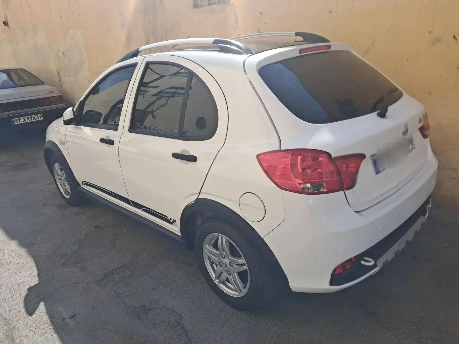 خودرو کوییک، R آگهی ann_20518574