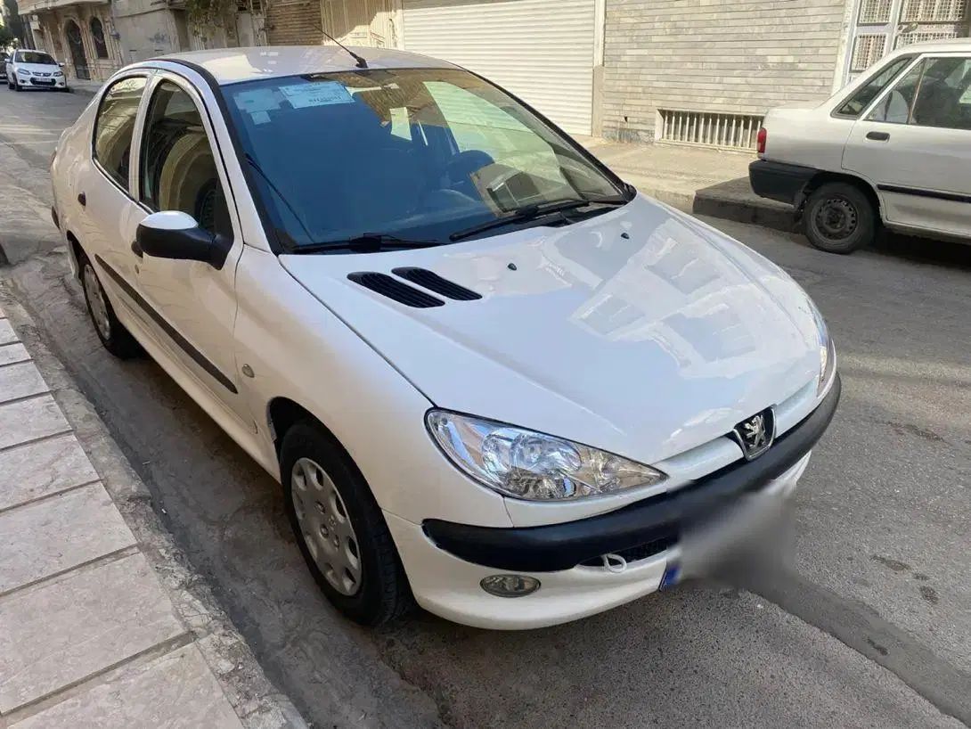 پژو ۲۰۶ صندوق دار v8 - 1394