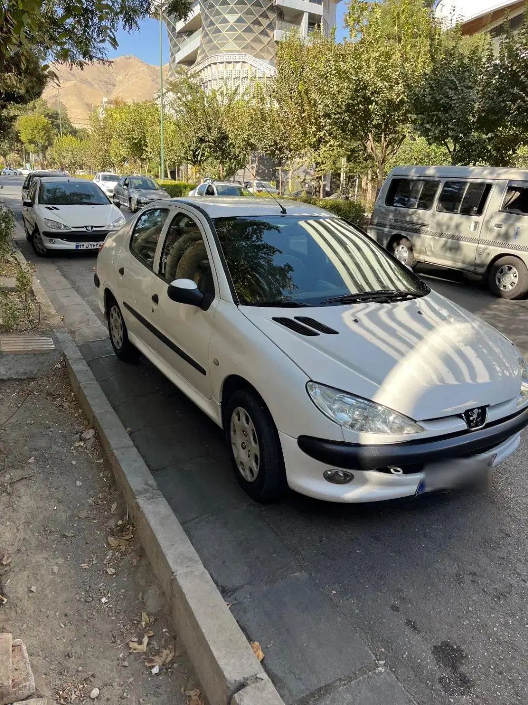 پژو ۲۰۶ صندوق دار v8 - 1394