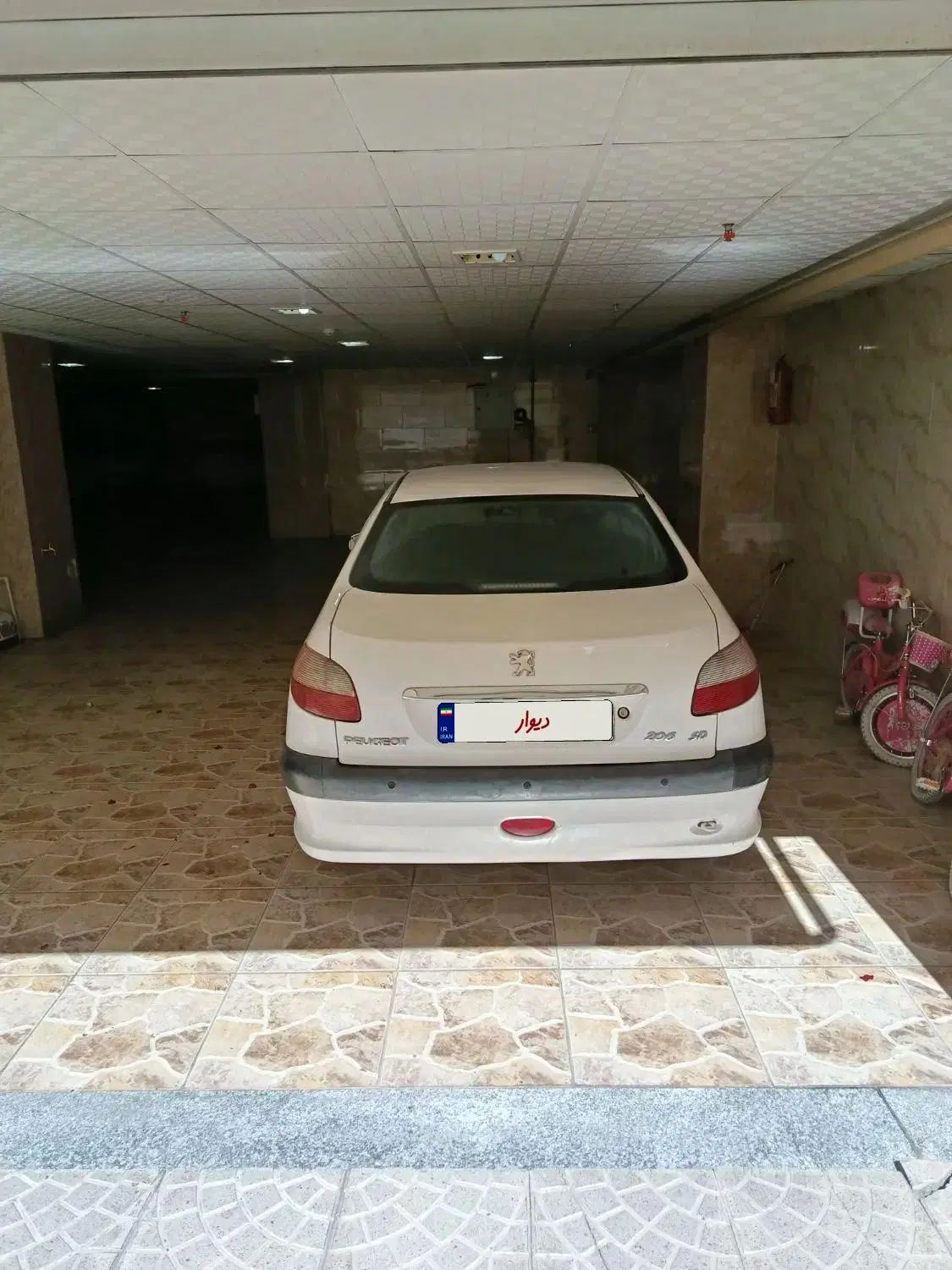 پژو ۲۰۶ صندوق دار v20 - 1386