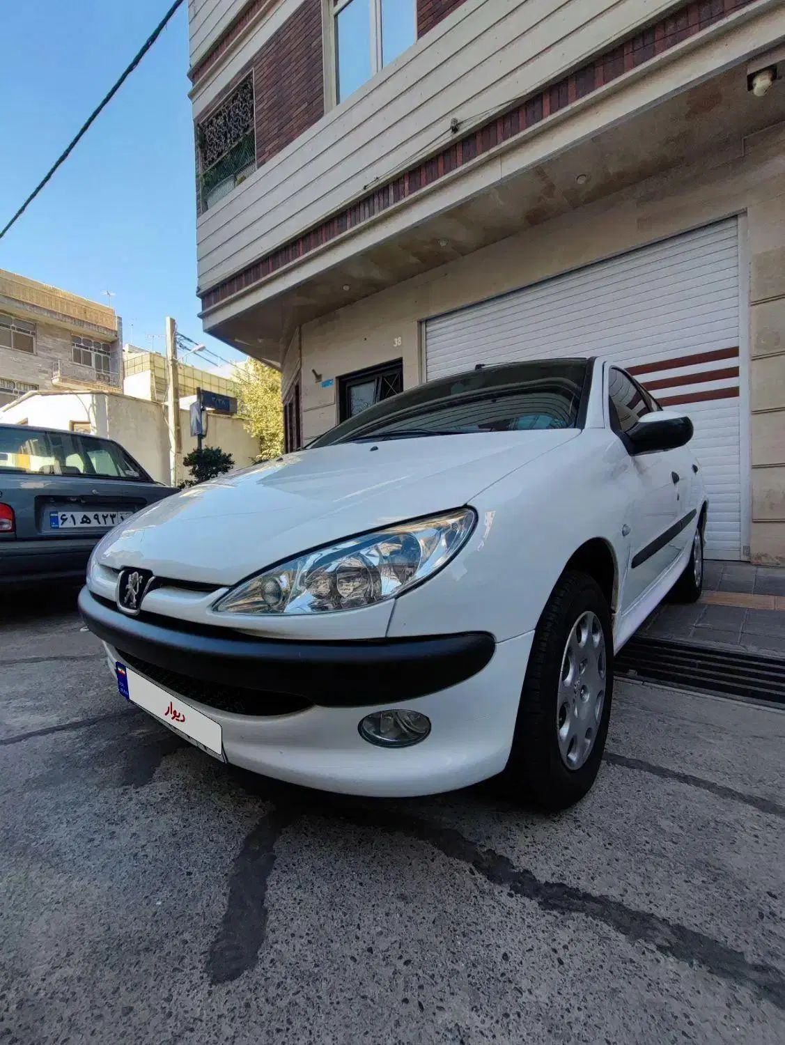 پژو ۲۰۶ صندوق دار v8 - 1390