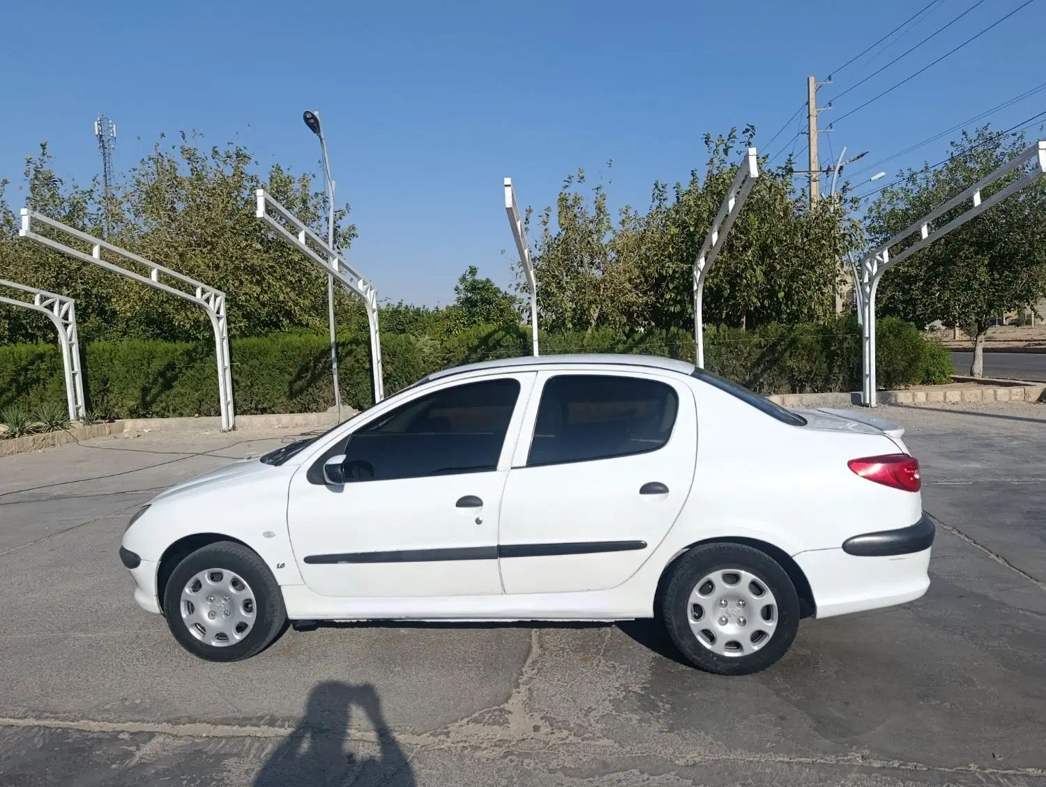 پژو ۲۰۶ صندوق دار v20 - 1390