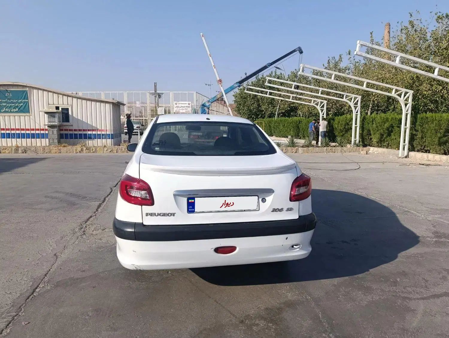پژو ۲۰۶ صندوق دار v20 - 1390