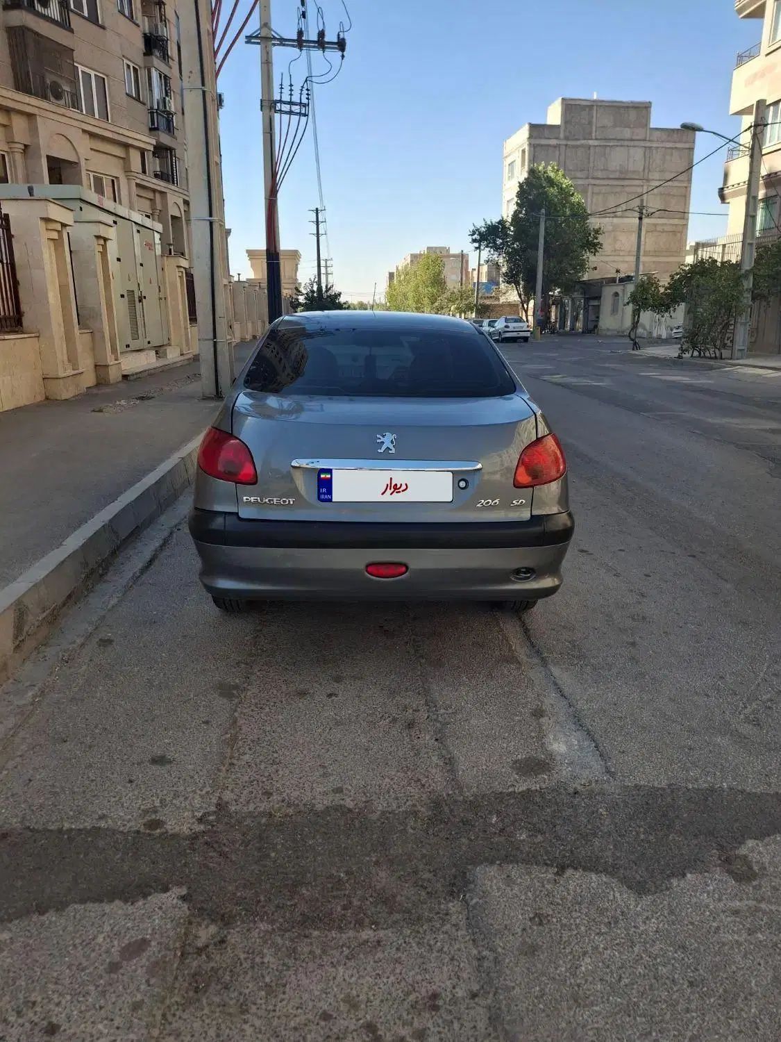 پژو ۲۰۶ صندوق دار v8 - 1386