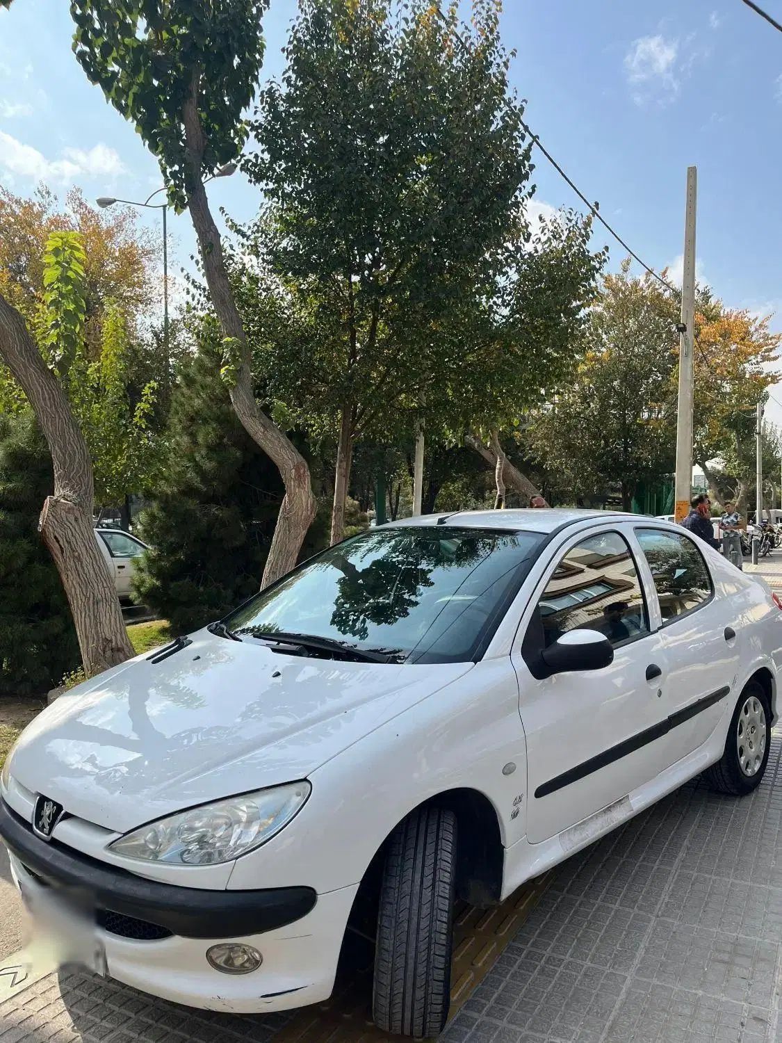 پژو ۲۰۶ صندوق دار v8 - 1398