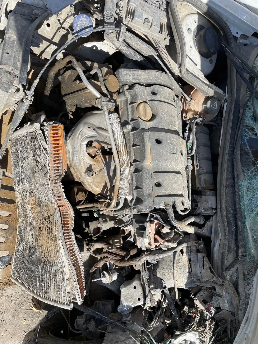 پژو ۲۰۶ صندوق دار v8 - 1390